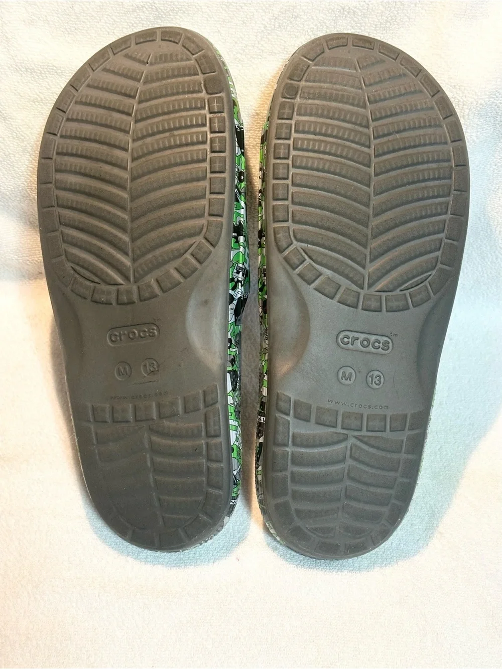 Minecraft Iconic Crocs Comfort Classic Slides Men’s 13